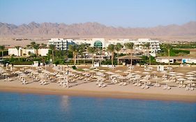 منتجع موڤنبيك سوما باي